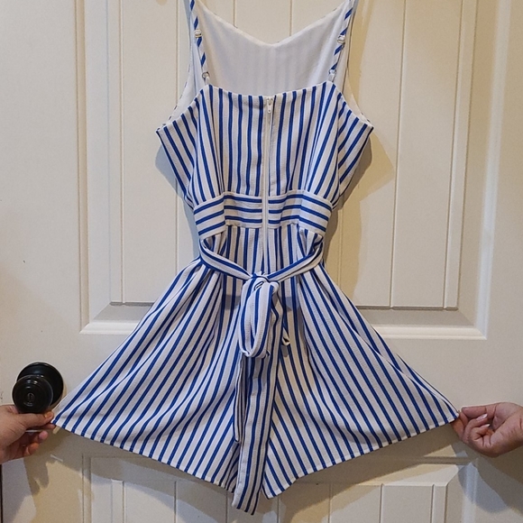 Romper - Picture 2 of 3